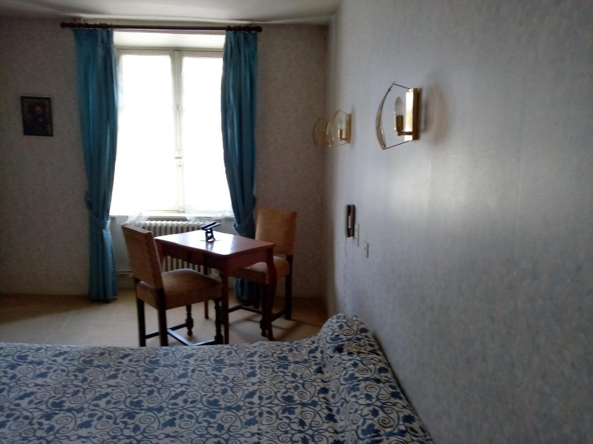 Chambres D'Hotes Des Voyageurs Magnac-Bourg Extérieur photo